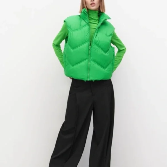Zara Bright Green Puffer Vest - Picture 6 of 8